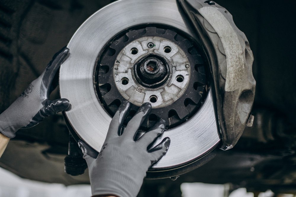 Bad brake caliper symptoms When to replace brake caliper Signs of a failing brake caliper Brake caliper replacement guide Common brake caliper problems