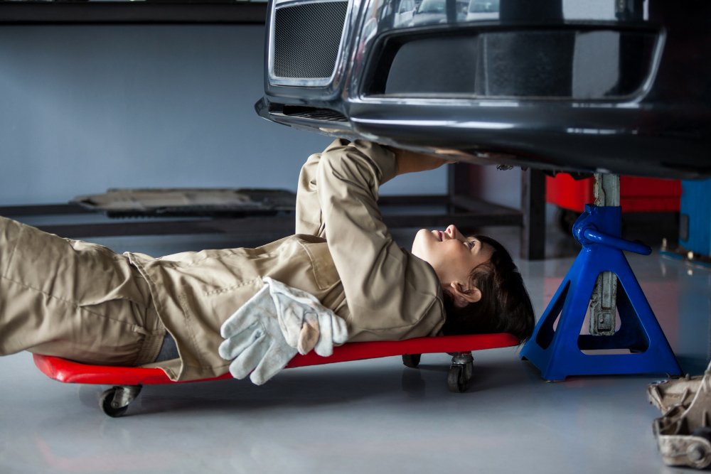 Radiator Flush Kitchener Cooling System Flush Kitchener Radiator Flush Service Near Me Car Radiator Flush Cost Kitchener Signs You Need a Radiator Flush Importance of Radiator Flush for Cars Engine Cooling System Maintenance Professional Radiator Flush Kitchener Coolant Flush Service Kitchener How to Flush a Radiator